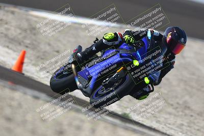 media/Nov-01-2025-TrackDaz (Sat) [[2b4d5192bc]]/B Group/1220pm (Turn 2 Outside)/